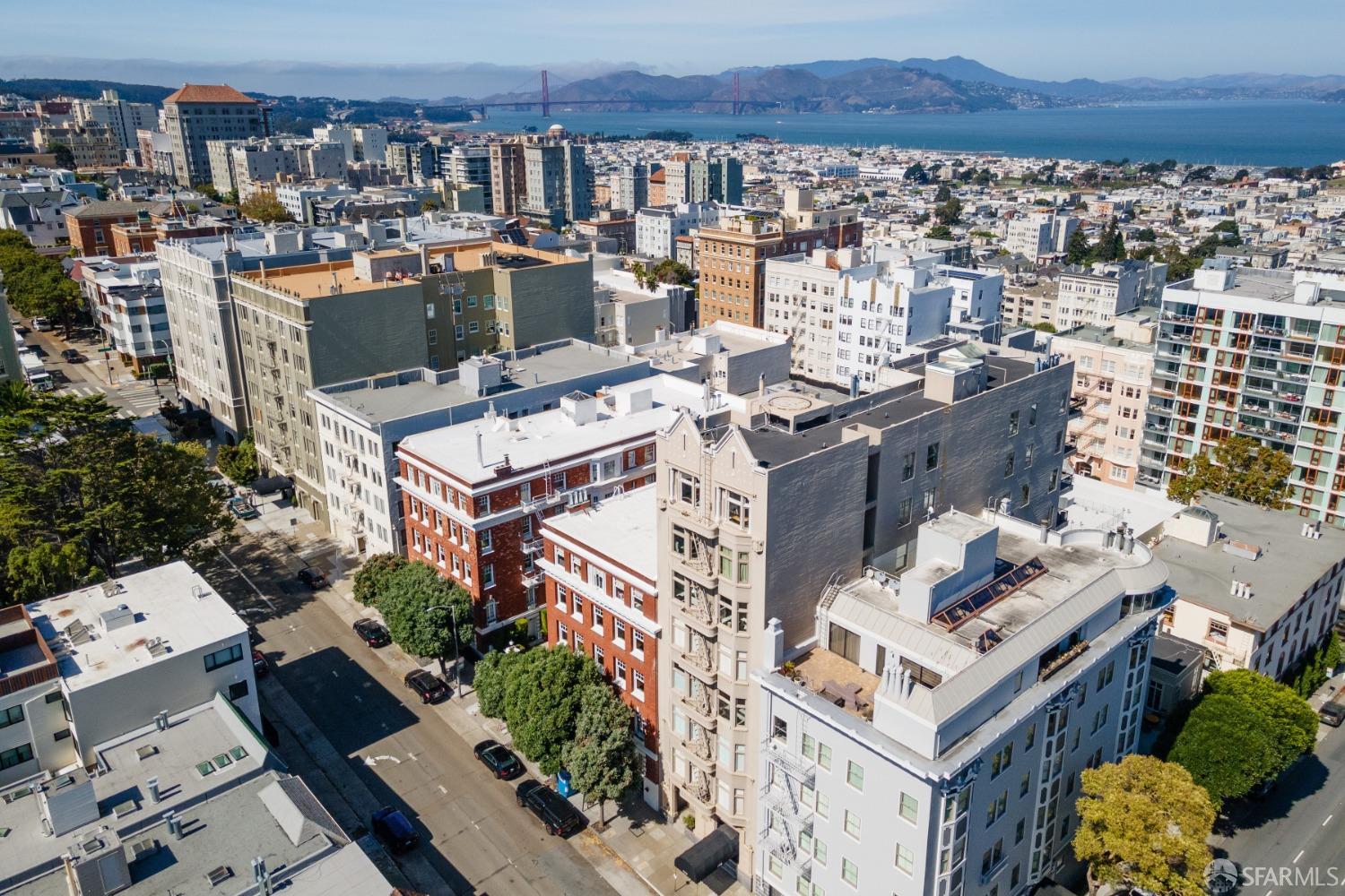 1810 Jackson Street Unit: 5