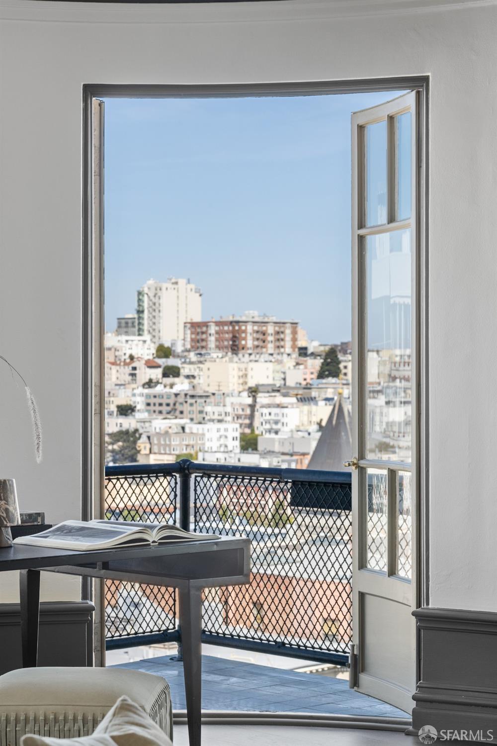 1810 Jackson Street Unit: 5