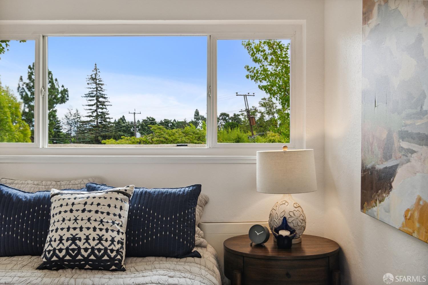 2180 Geary Road Unit: 12