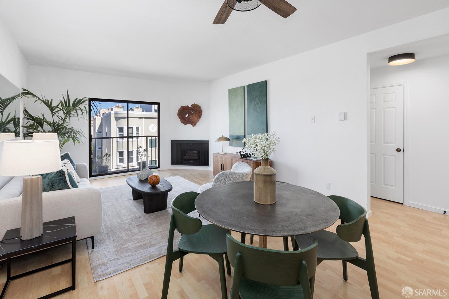 1461 Broadway Unit: 406