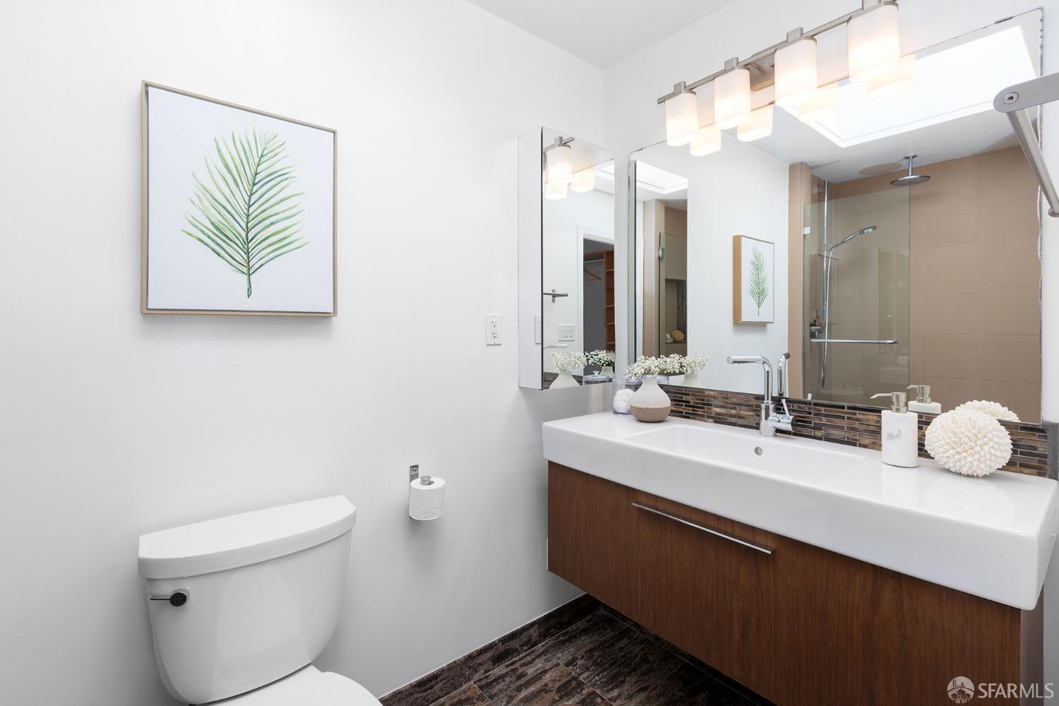 1461 Broadway Unit: 406