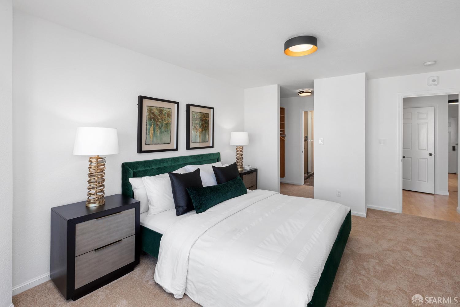 1461 Broadway Unit: 406