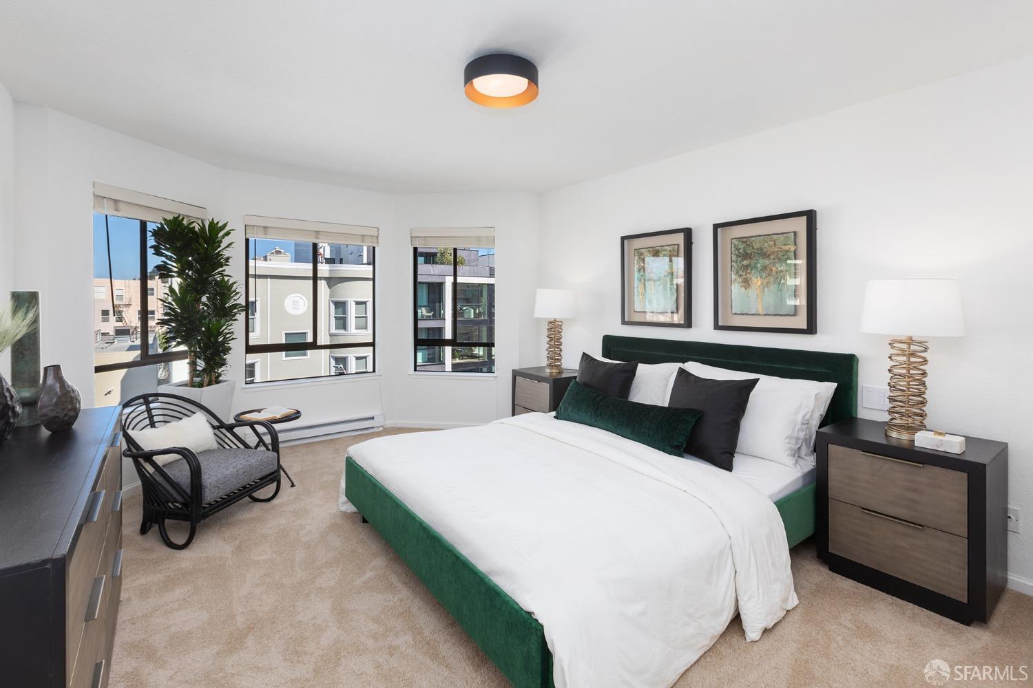 1461 Broadway Unit: 406