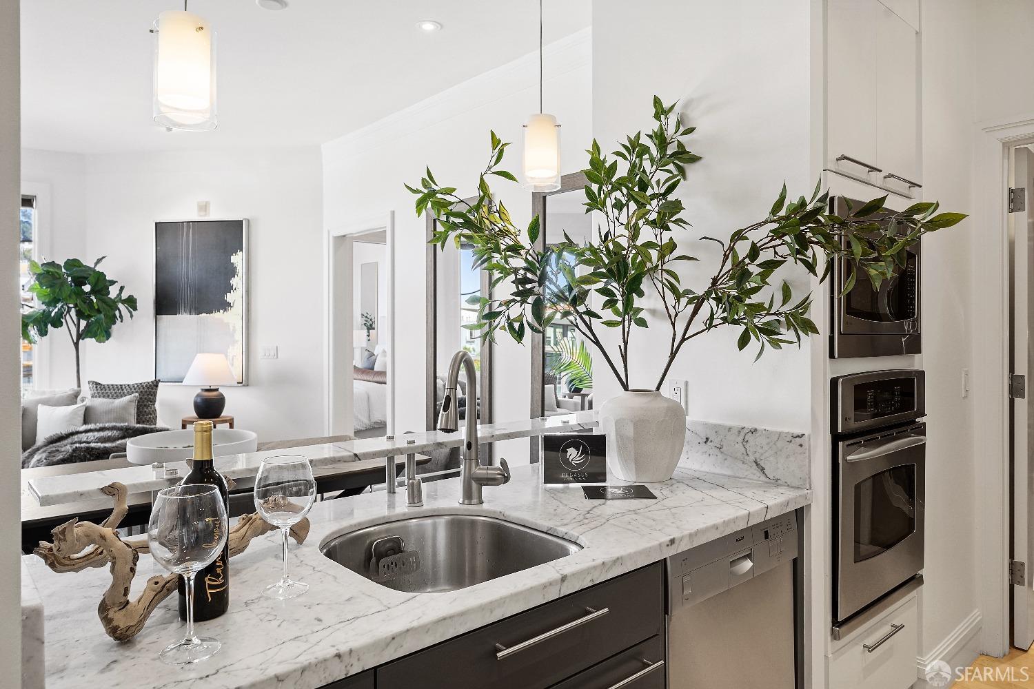807 Columbus Avenue Unit: 202