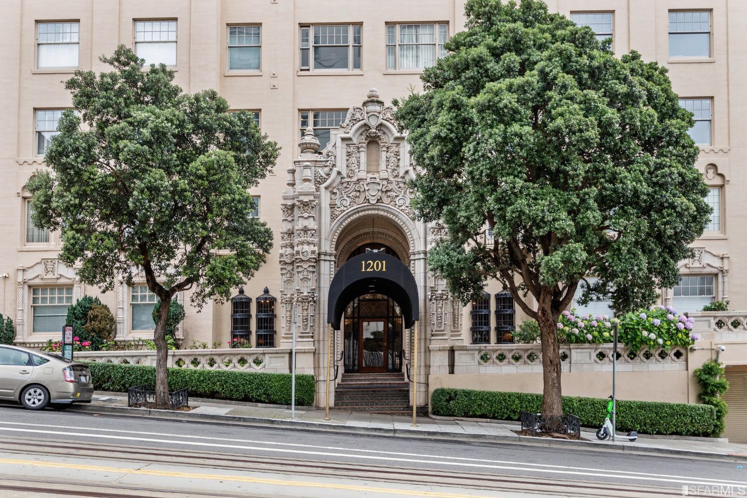 1201 California Street # 602