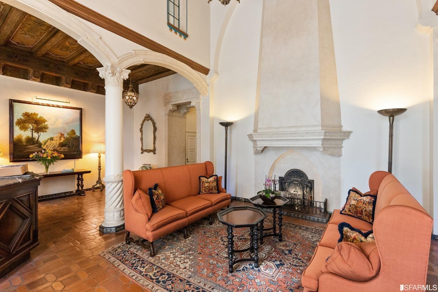 1201 California Street # 602