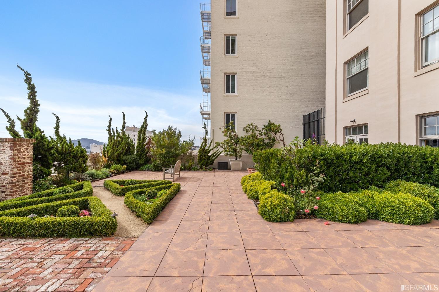 1201 California Street # 602