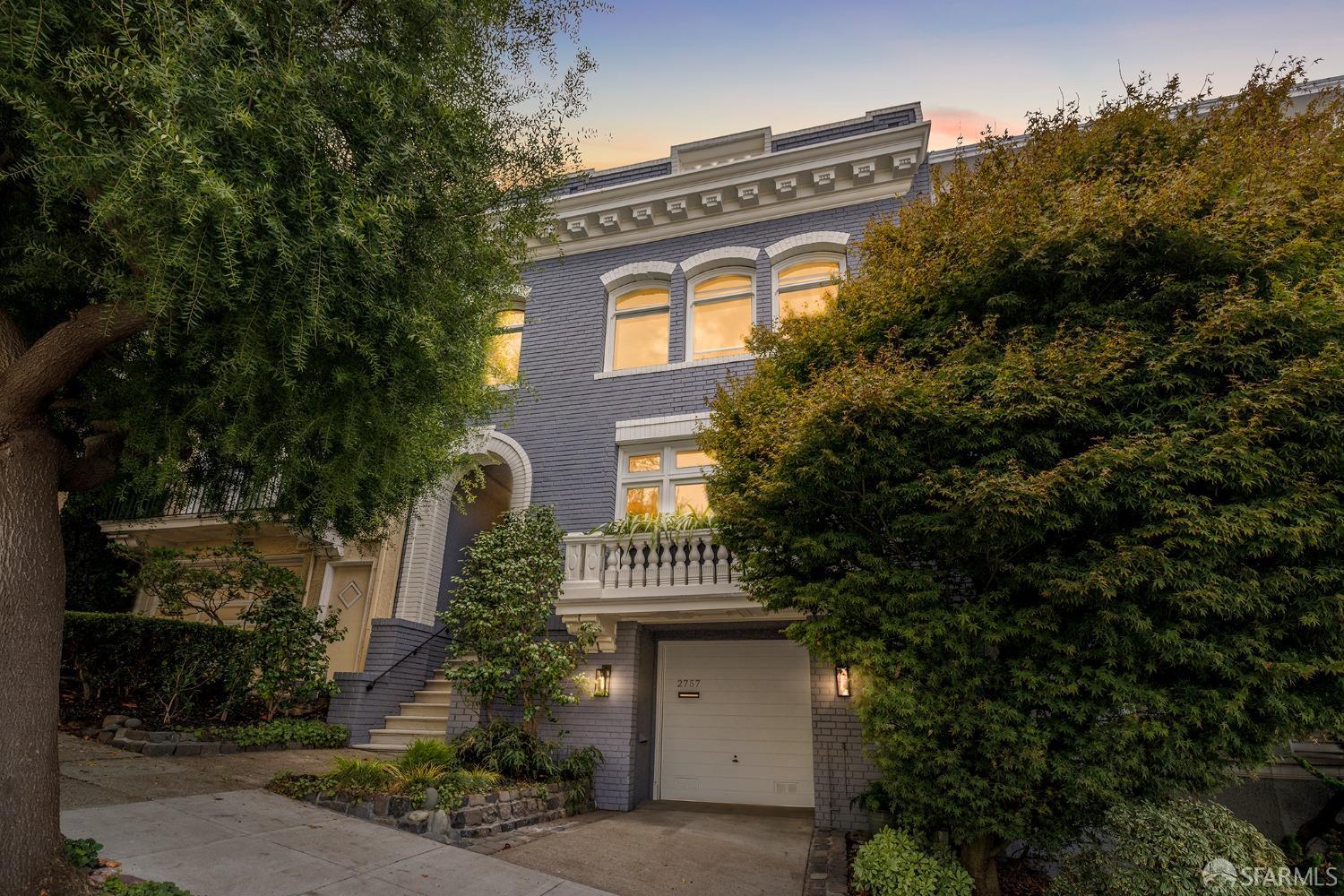 2757 Divisadero Street