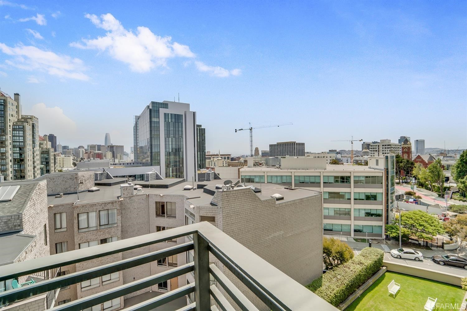 1388 Gough Street Unit: 707