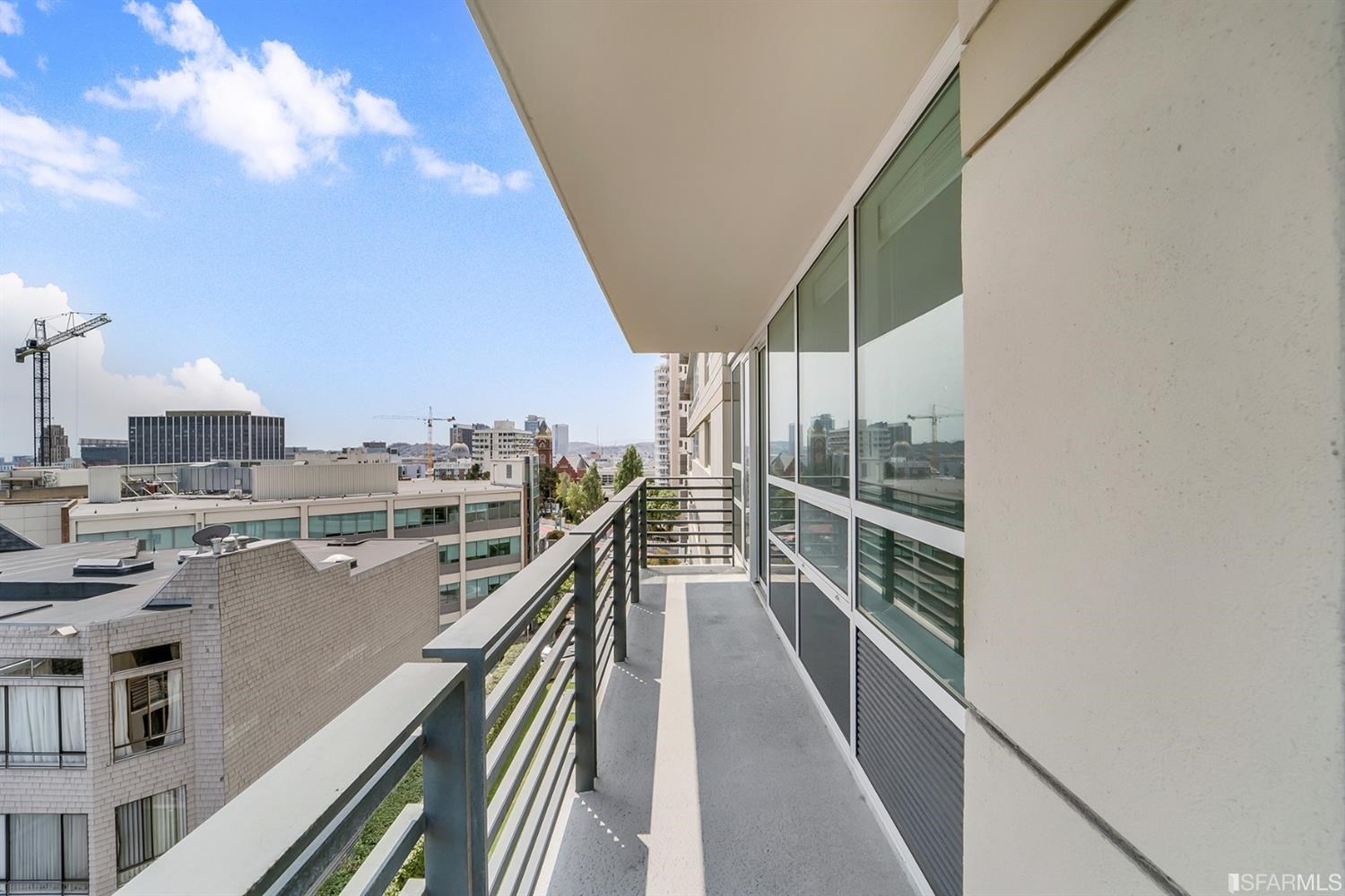 1388 Gough Street Unit: 707