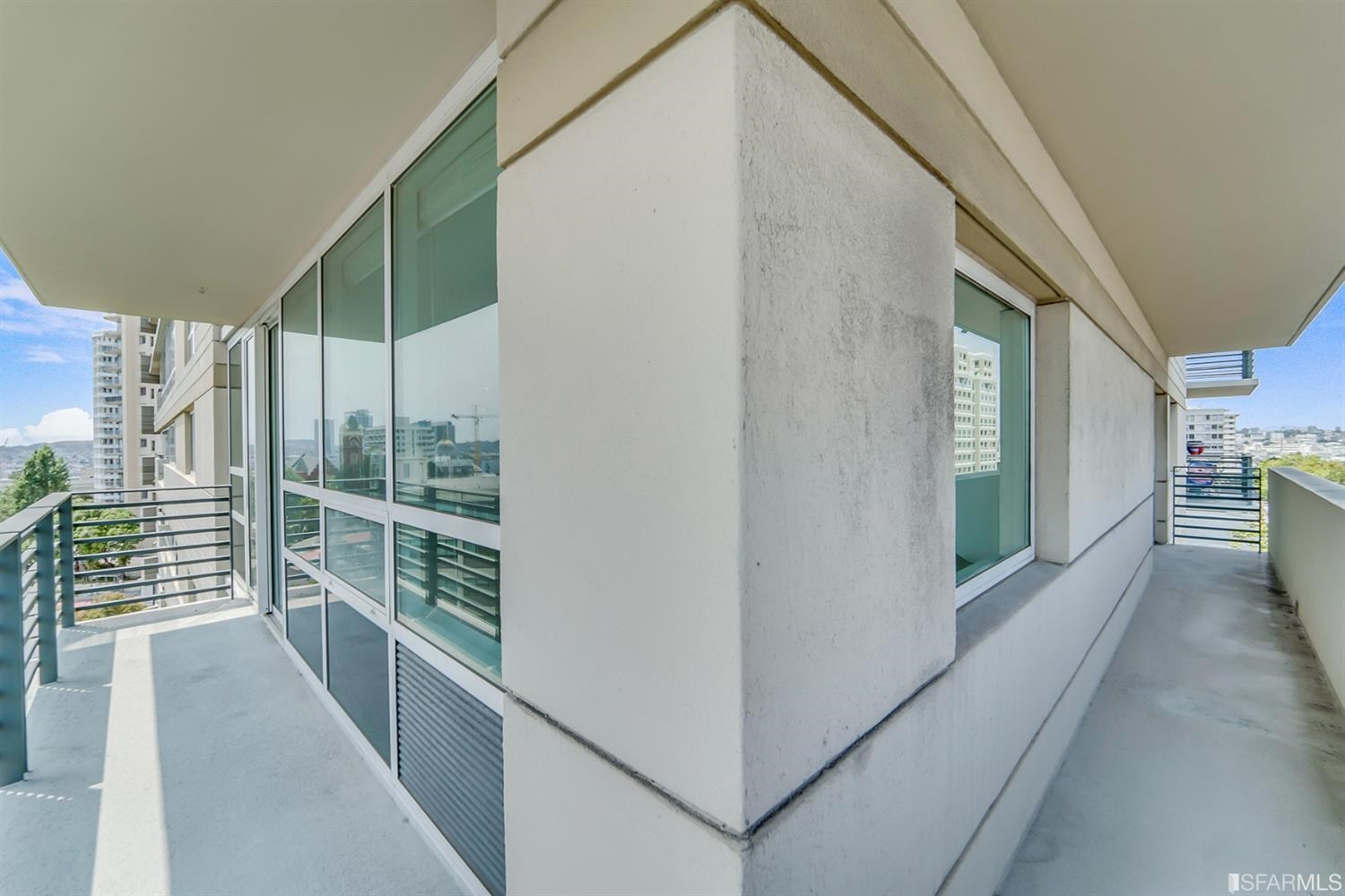 1388 Gough Street Unit: 707