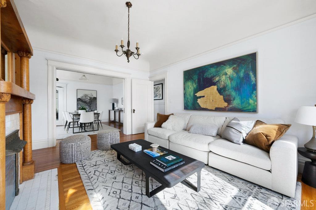 80 Parnassus Avenue