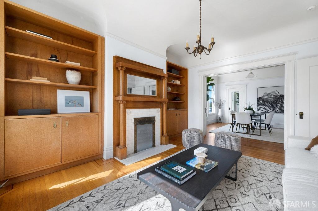 80 Parnassus Avenue