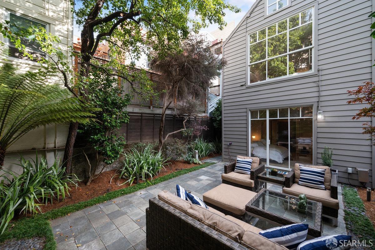 1362 Vallejo Street Unit: A