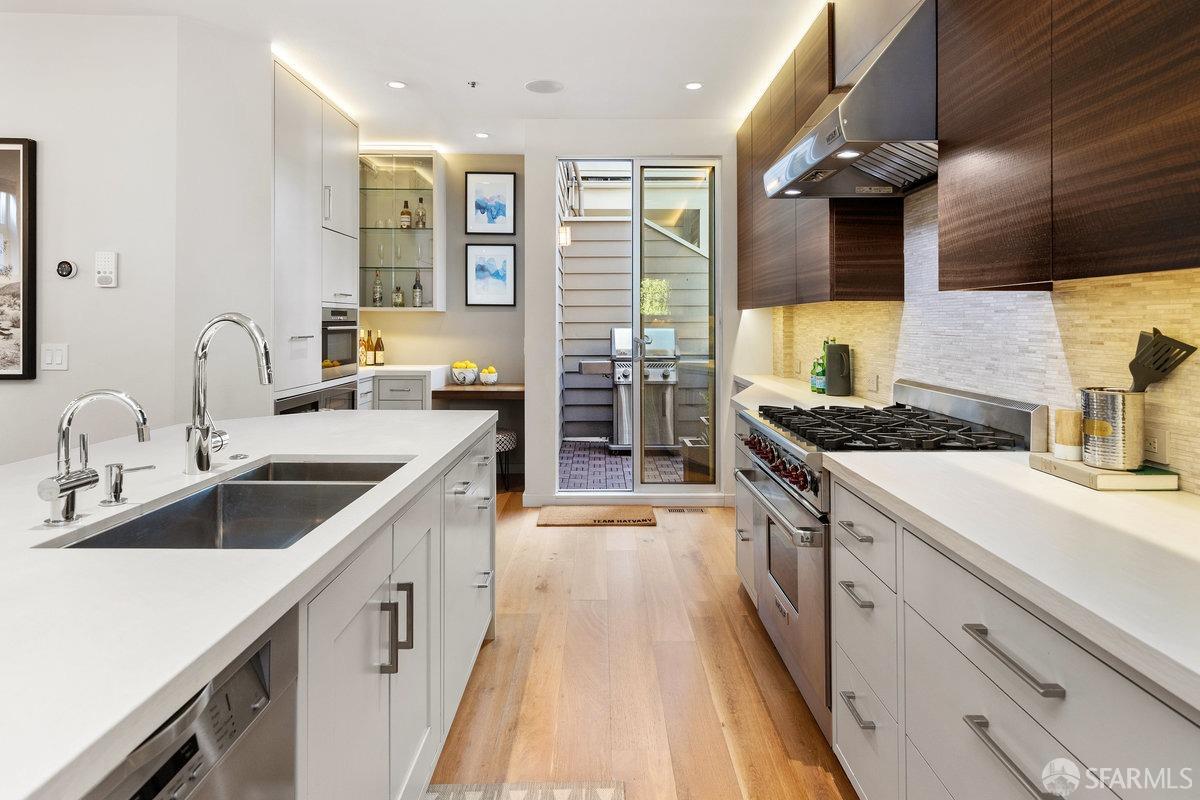 1362 Vallejo Street Unit: A
