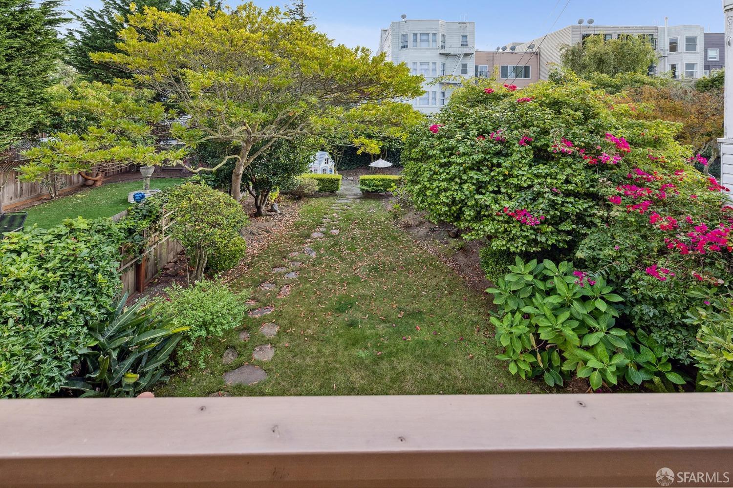 2341 Francisco Street