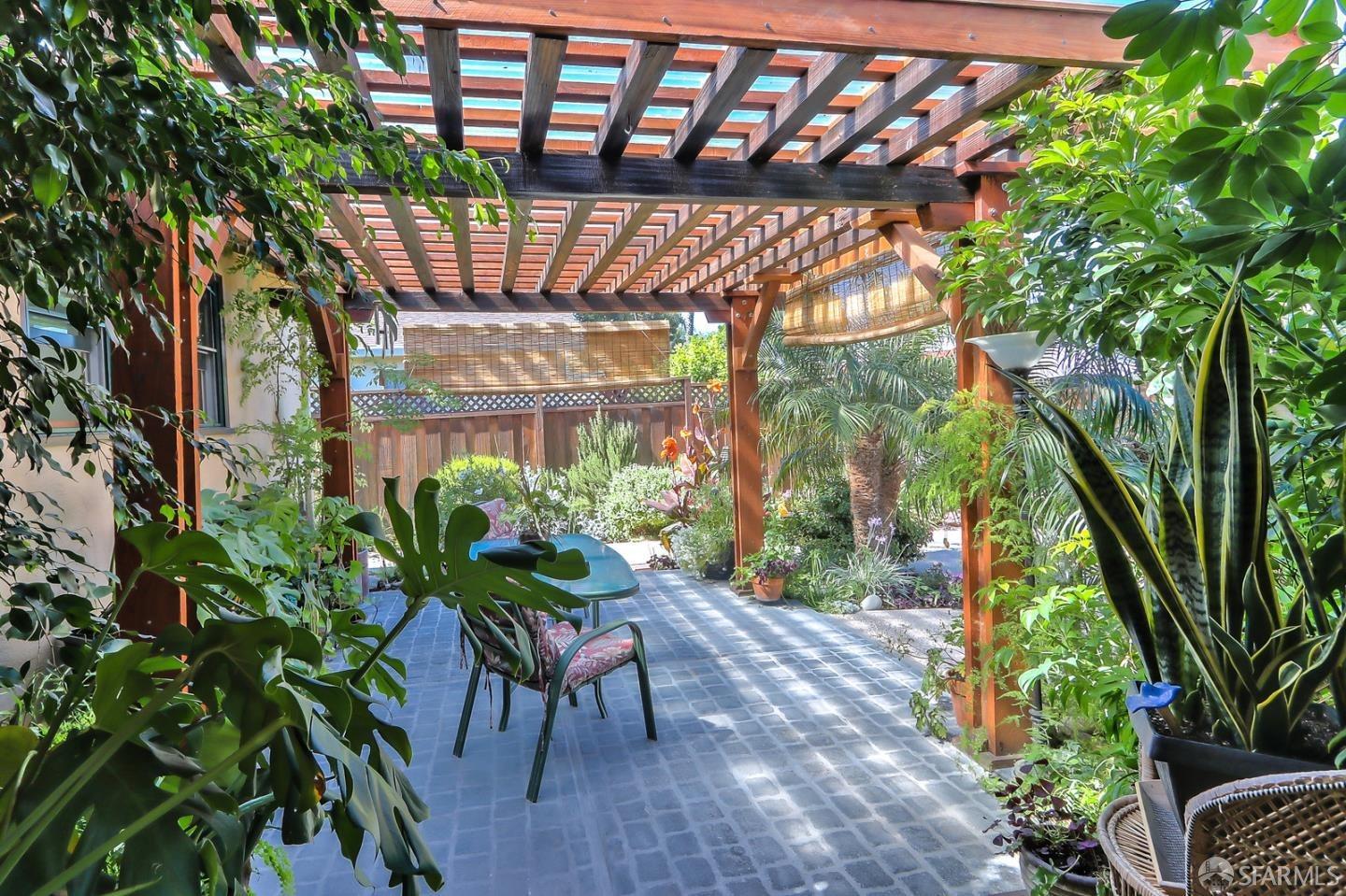 550 Halsey Avenue