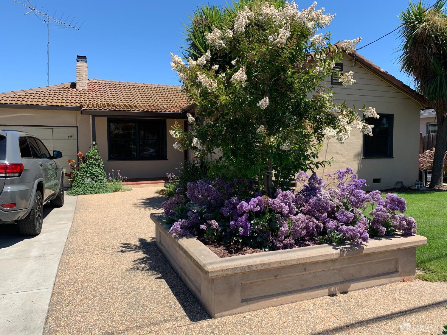 550 Halsey Avenue