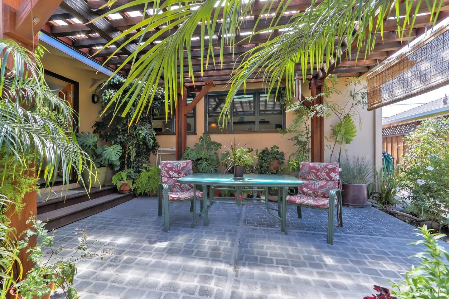 550 Halsey Avenue