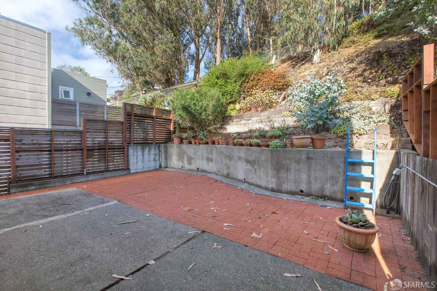 80 Mangels Avenue