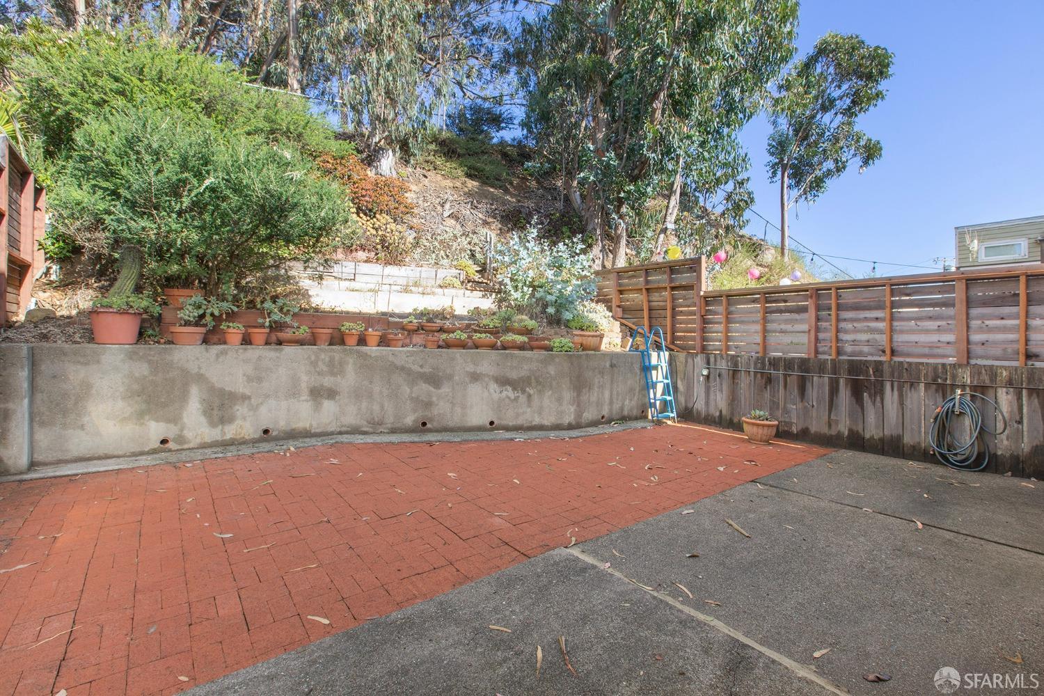 80 Mangels Avenue