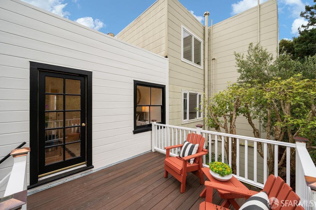 49 Nordhoff Street