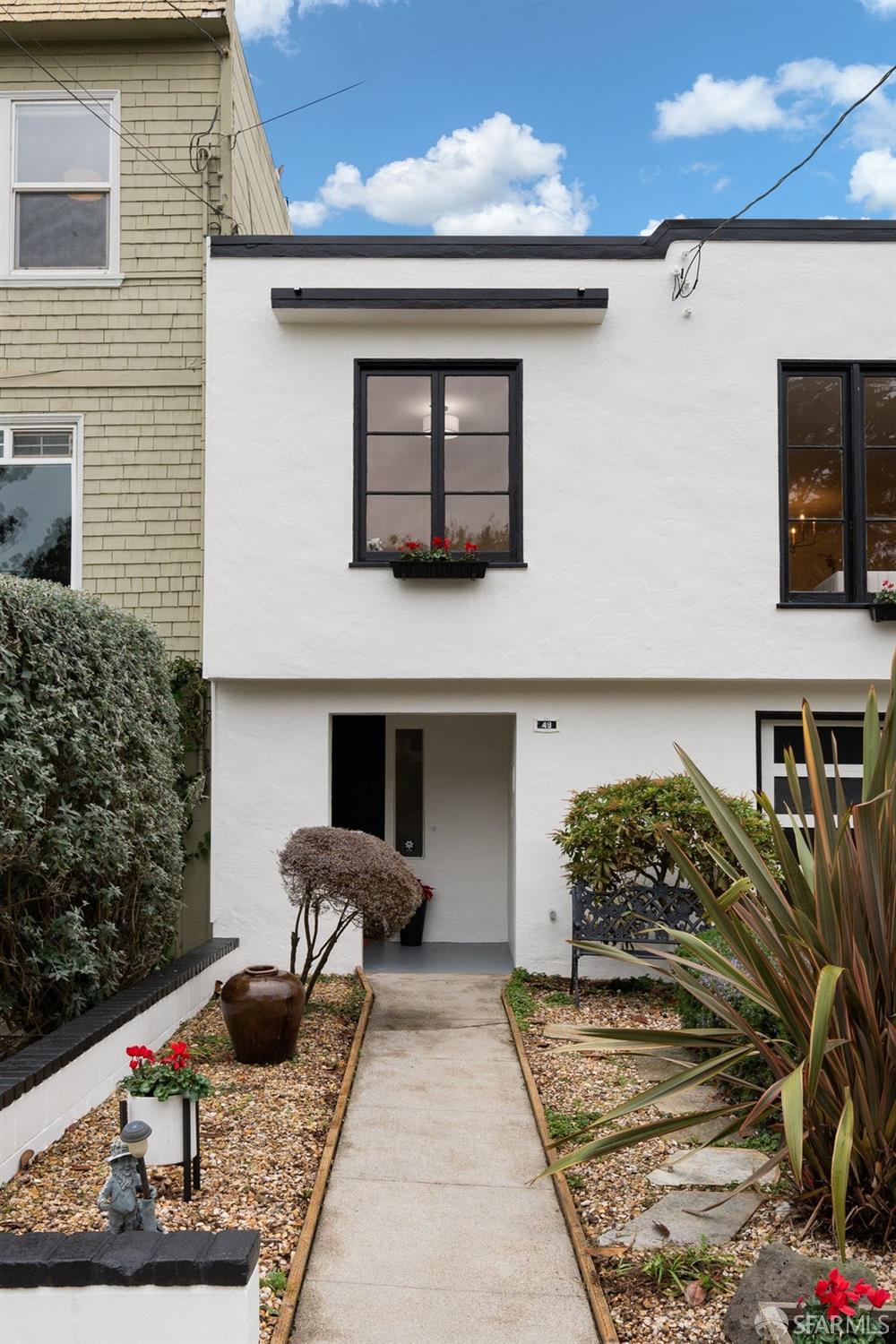 49 Nordhoff Street