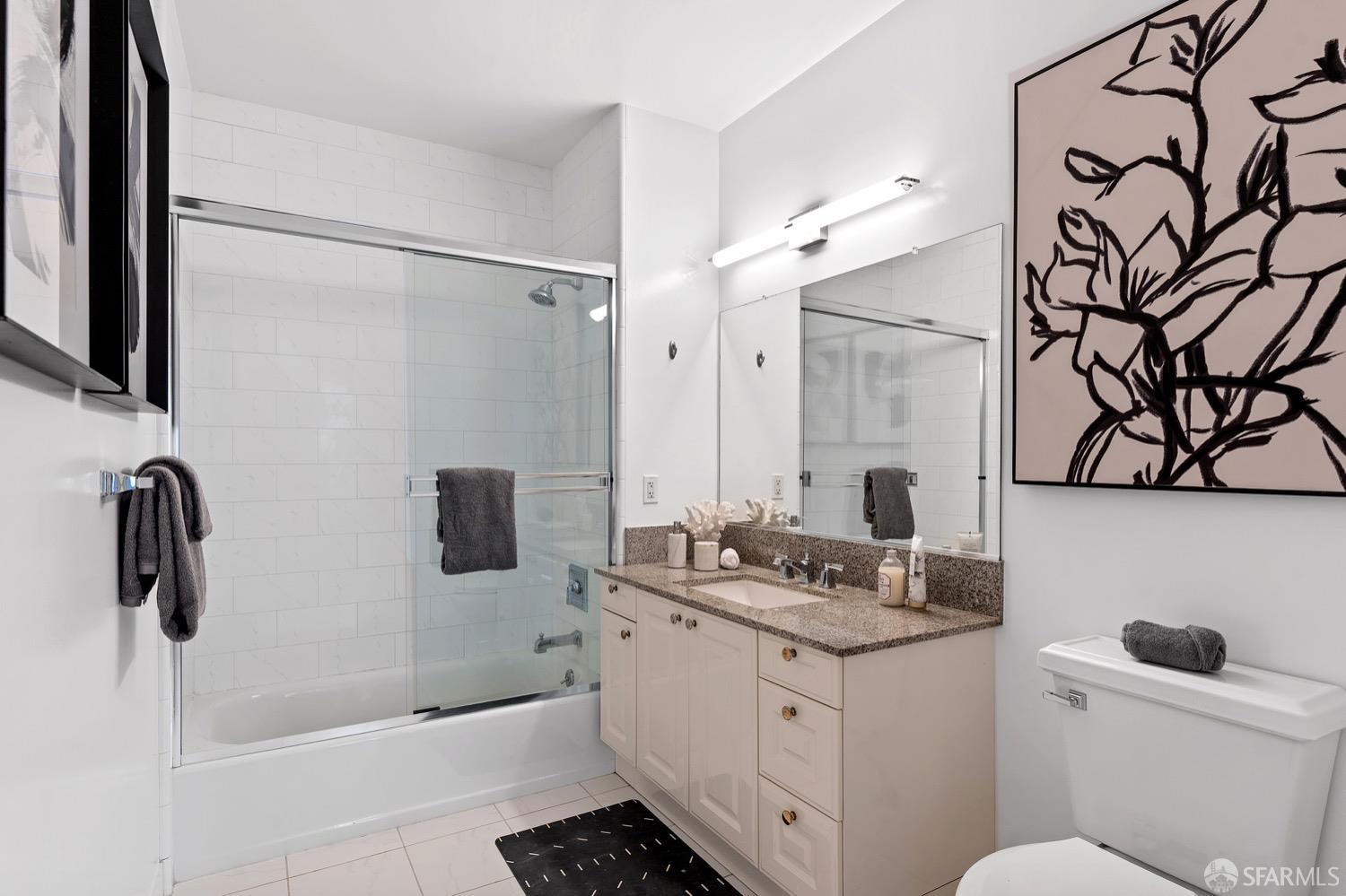 201 Sansome Street Unit: 403