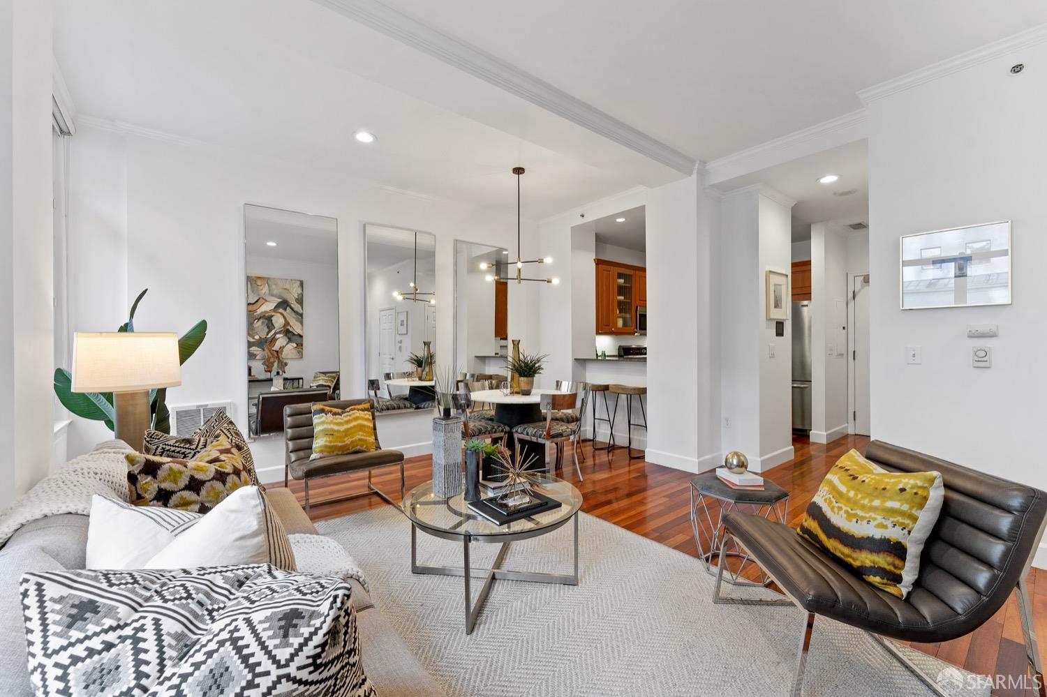 201 Sansome Street Unit: 403