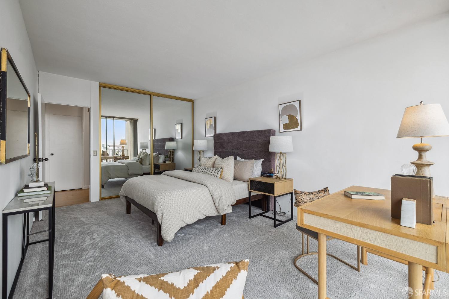 999 Green Street Unit: 1102