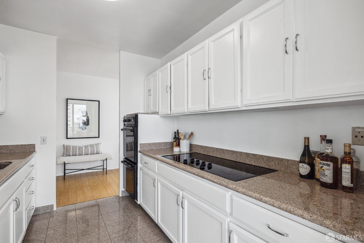 999 Green Street Unit: 1102