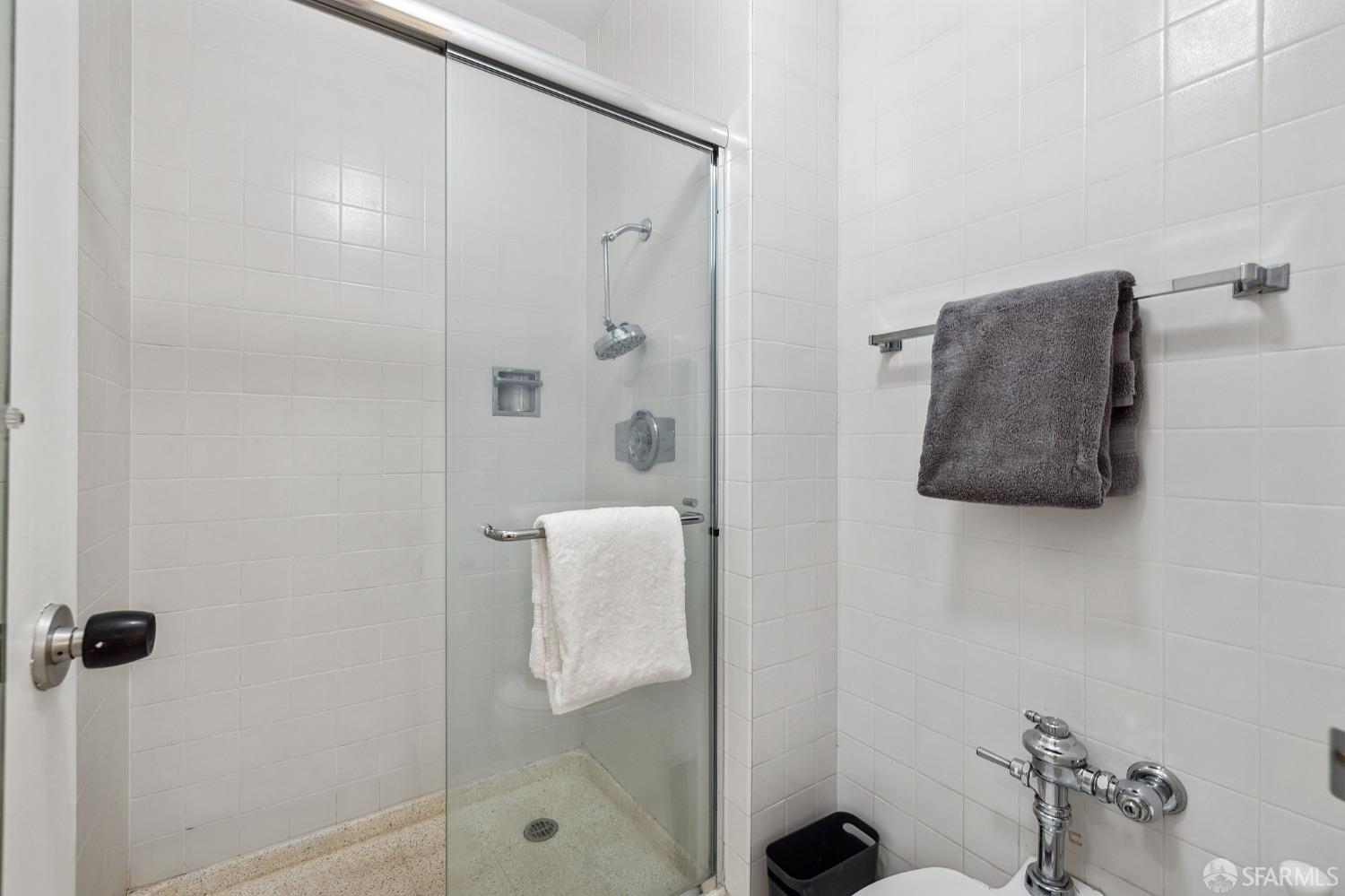999 Green Street Unit: 1102