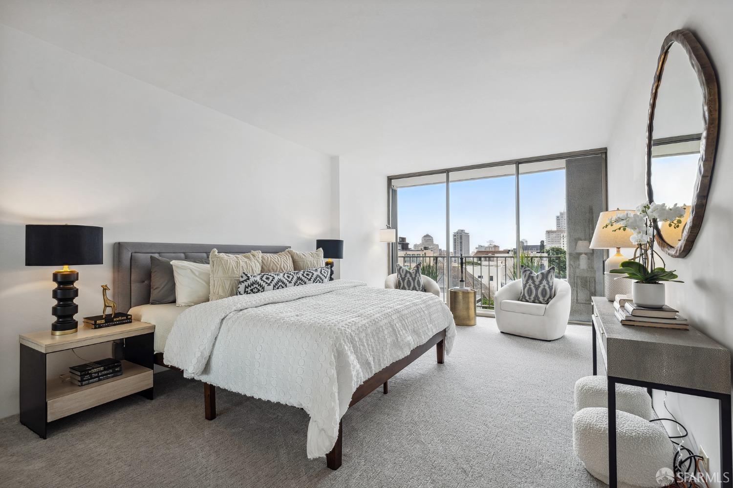 999 Green Street Unit: 1102
