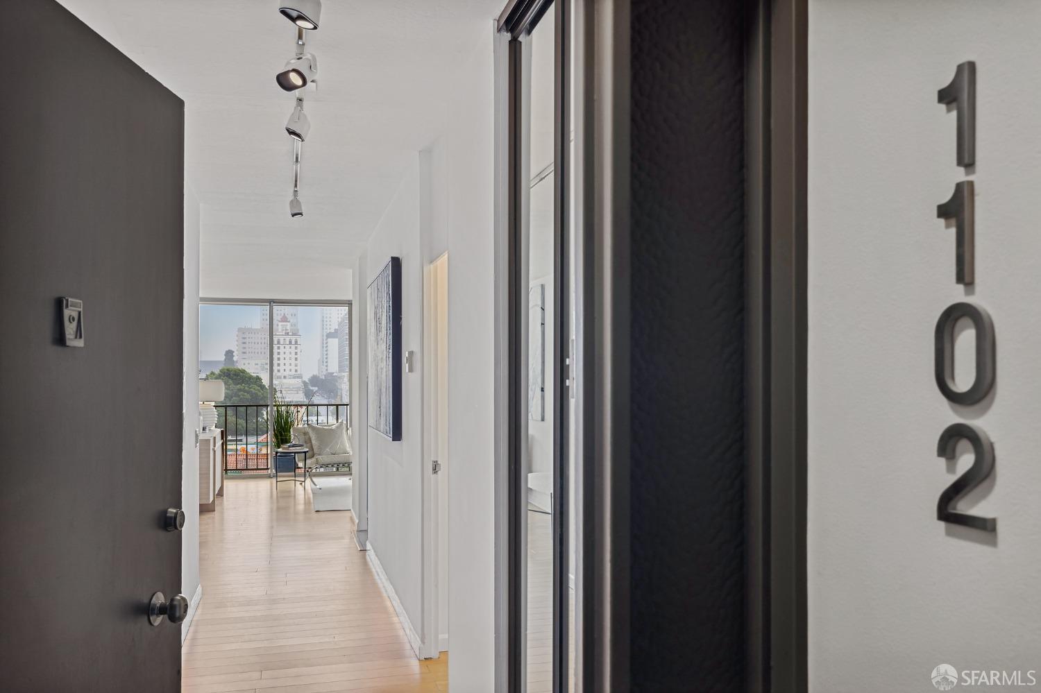 999 Green Street Unit: 1102