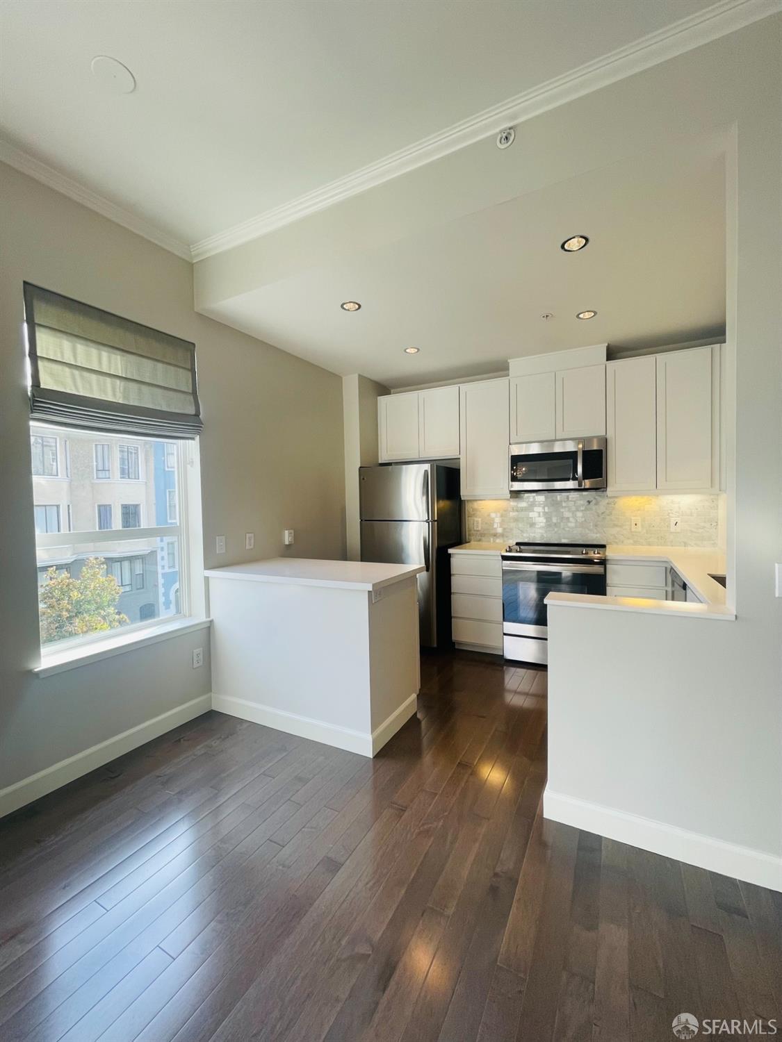 1101 Pacific Avenue Unit: 201