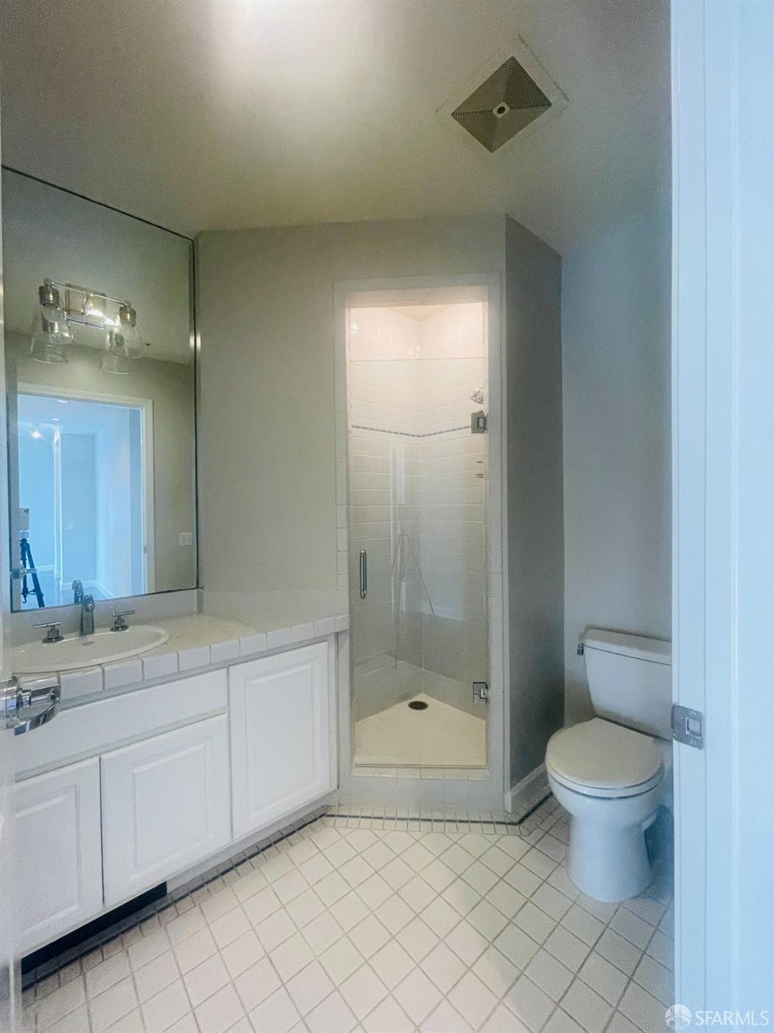 1101 Pacific Avenue Unit: 201
