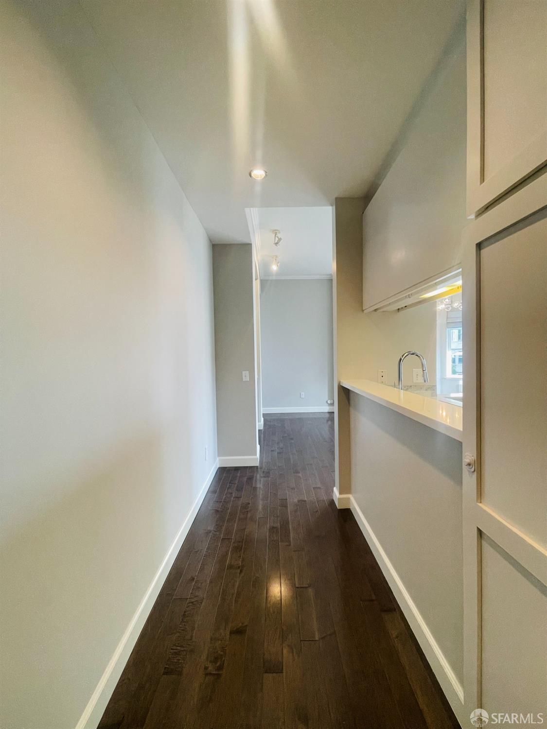 1101 Pacific Avenue Unit: 201