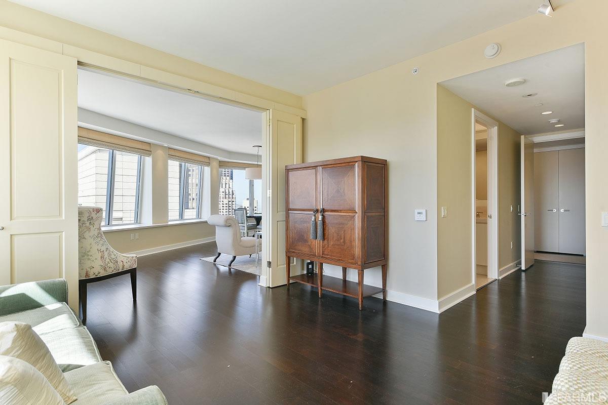 188 Minna Street Unit: 37B