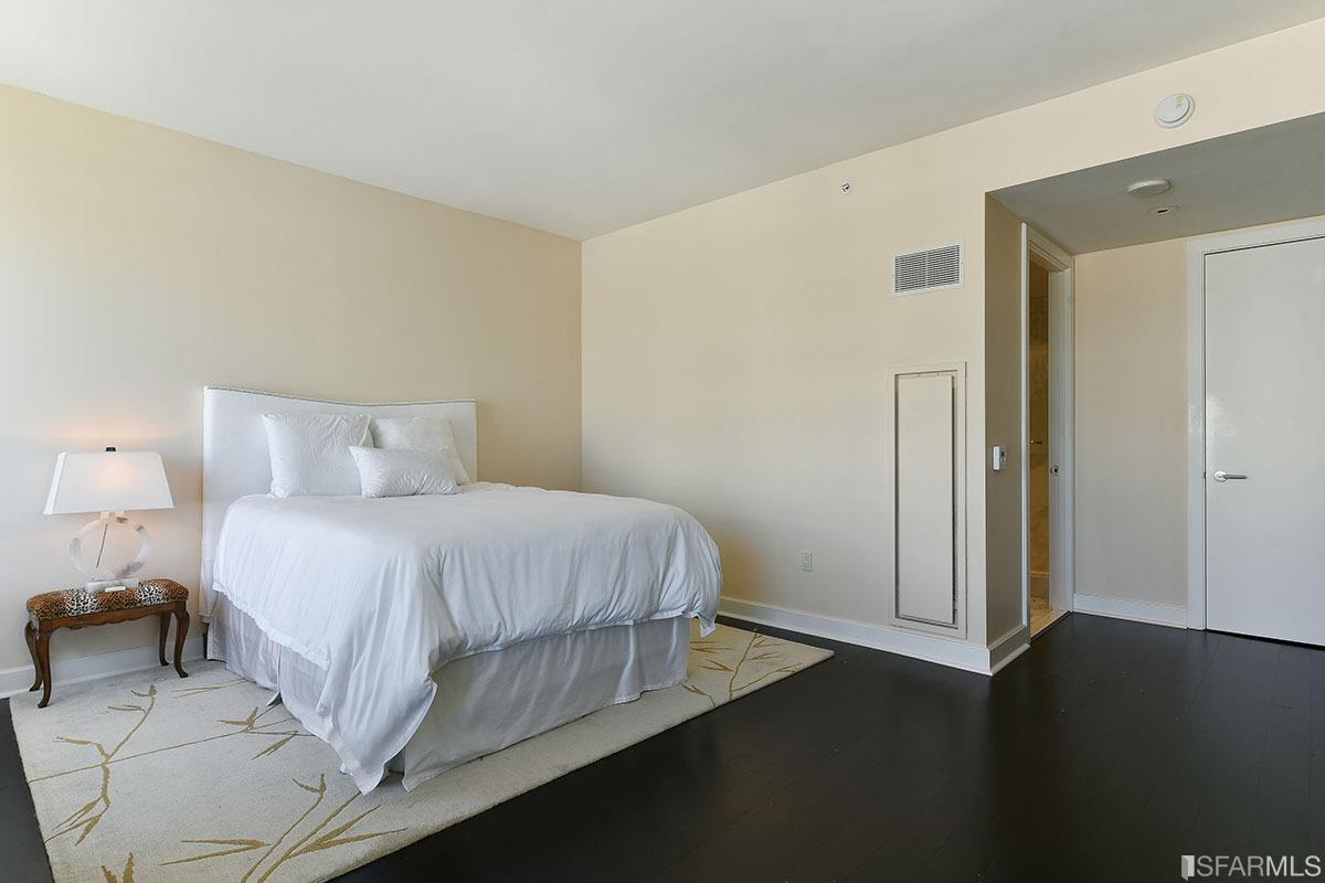 188 Minna Street Unit: 37B