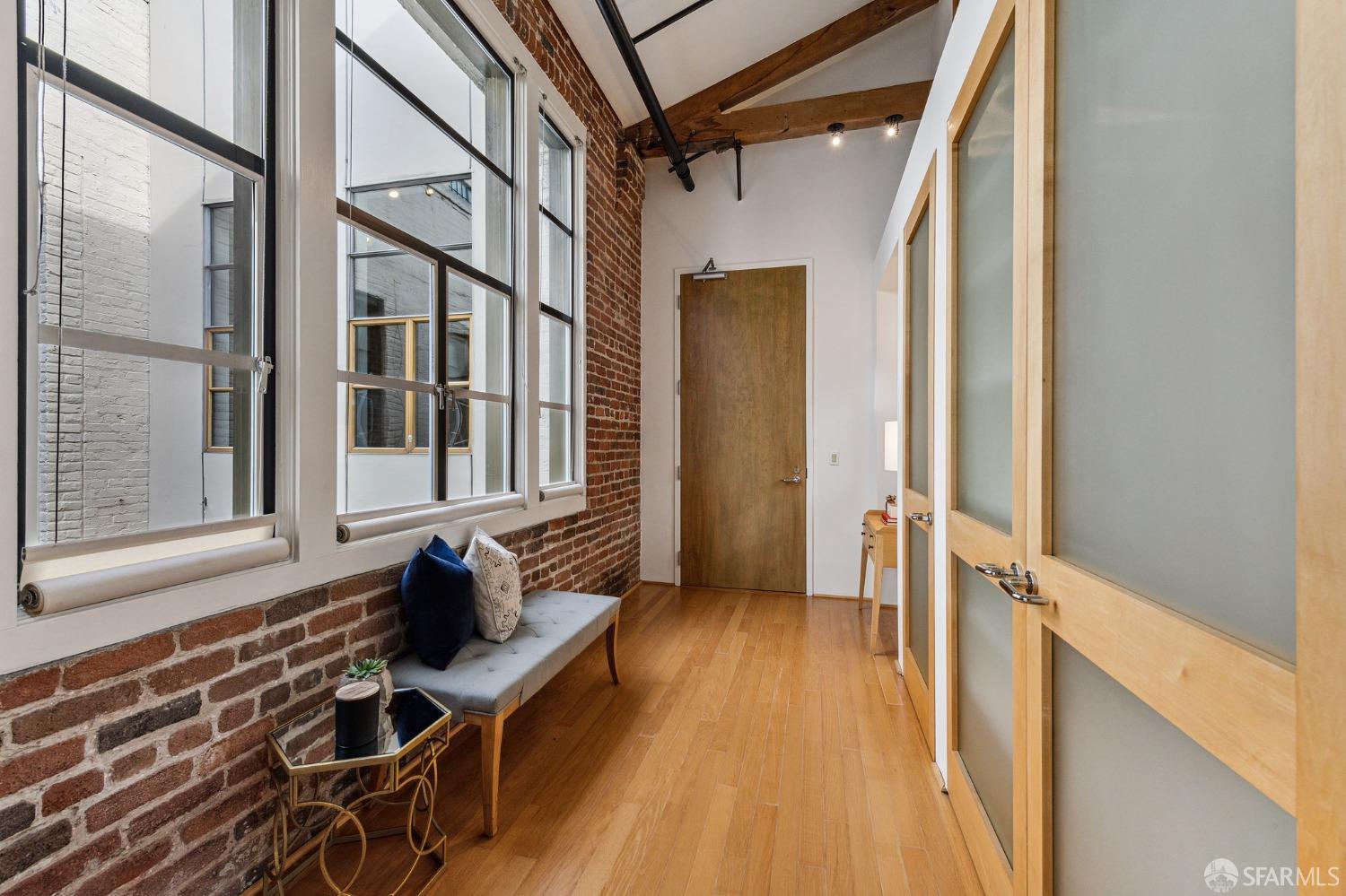 461 2nd Street Unit: C329