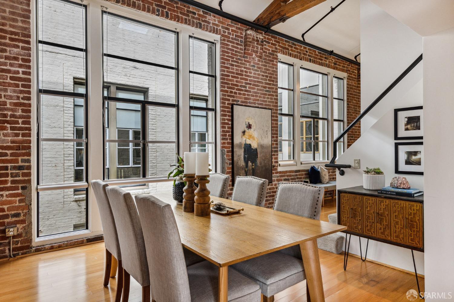 461 2nd Street Unit: C329