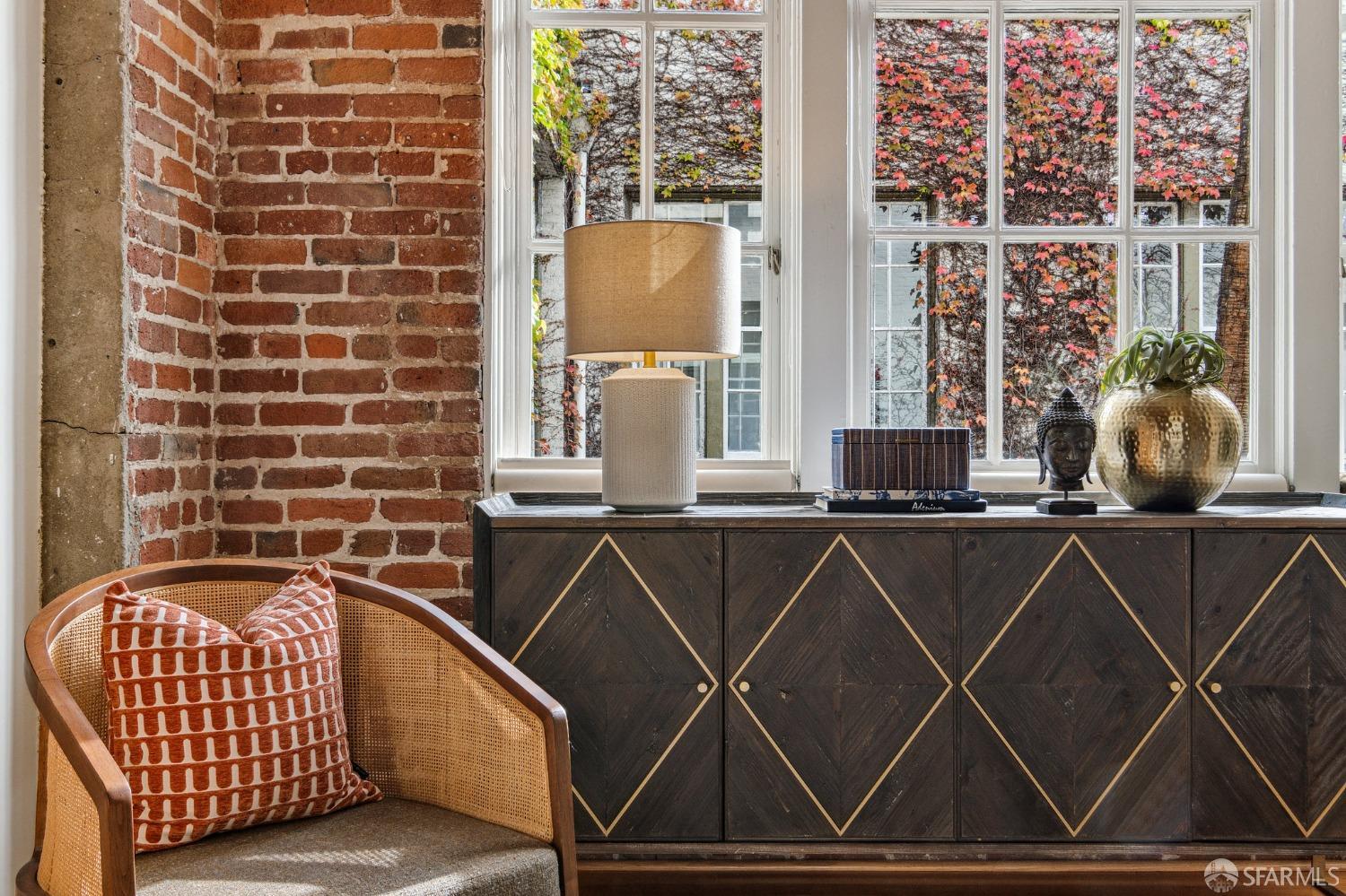 461 2nd Street Unit: C329