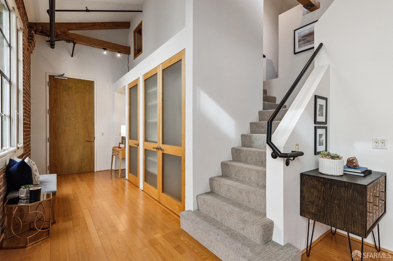 461 2nd Street Unit: C329