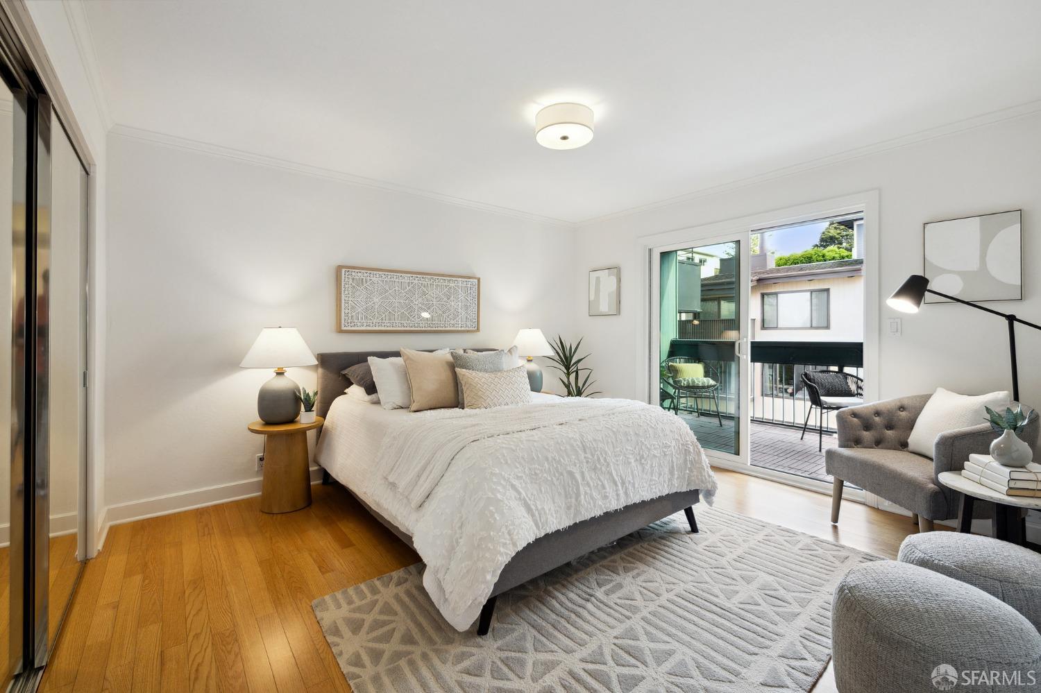 1821 Grant Avenue Unit: 201