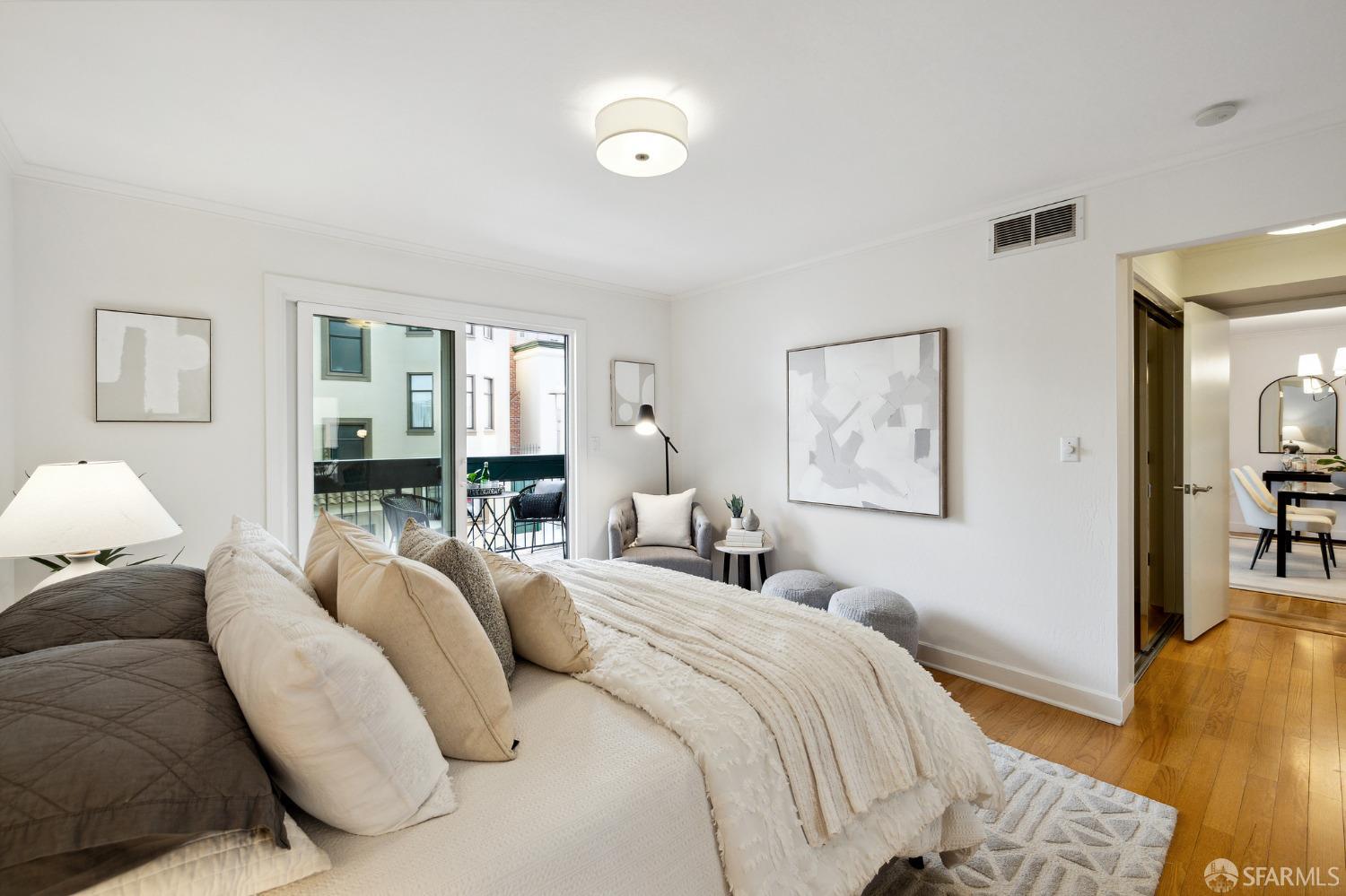 1821 Grant Avenue Unit: 201