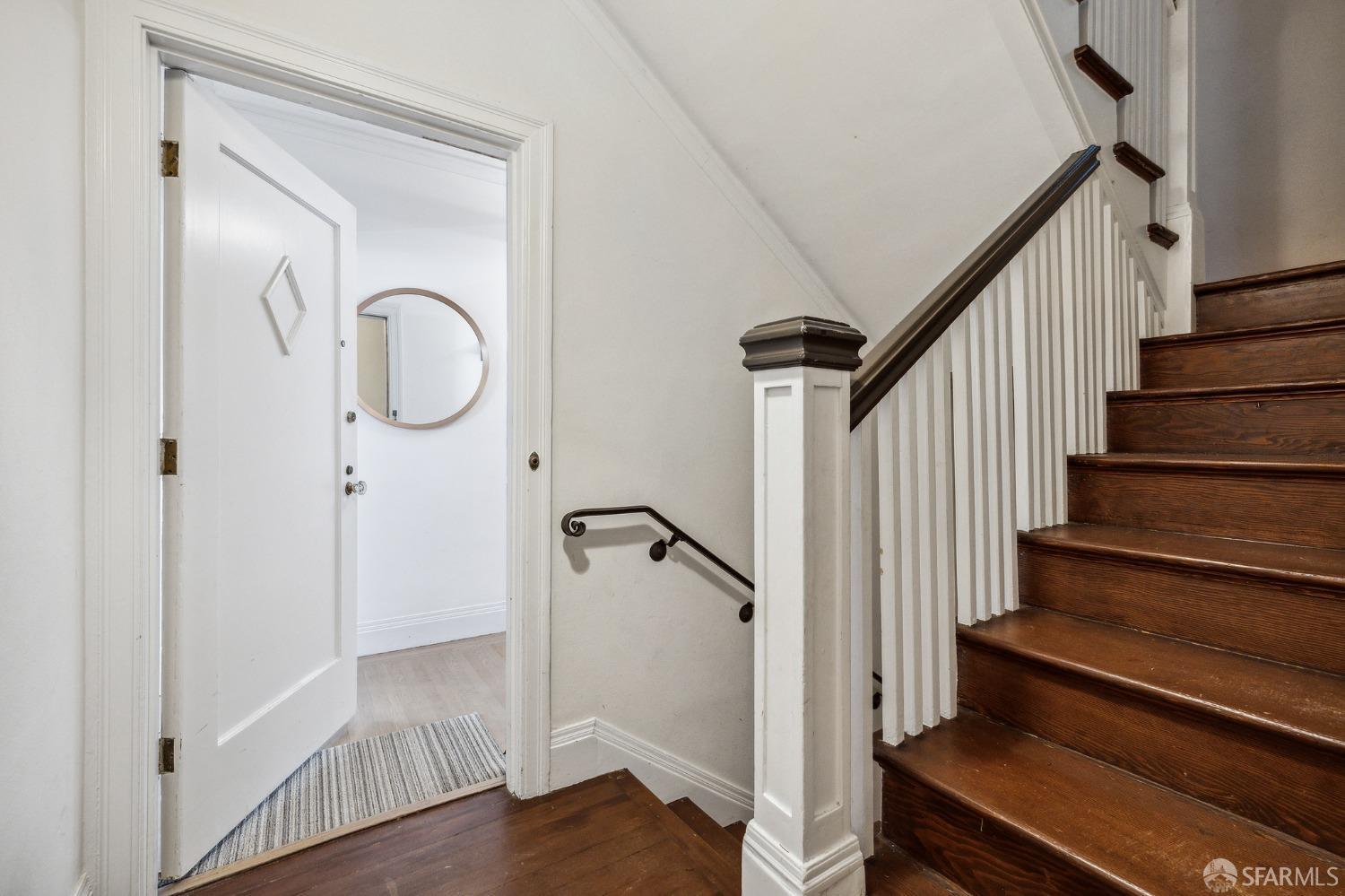 2235 Jackson Street Unit: 1