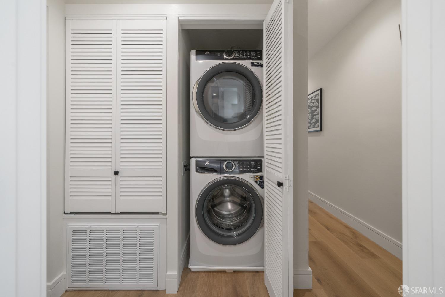 1492 Larkin Street Unit: 1