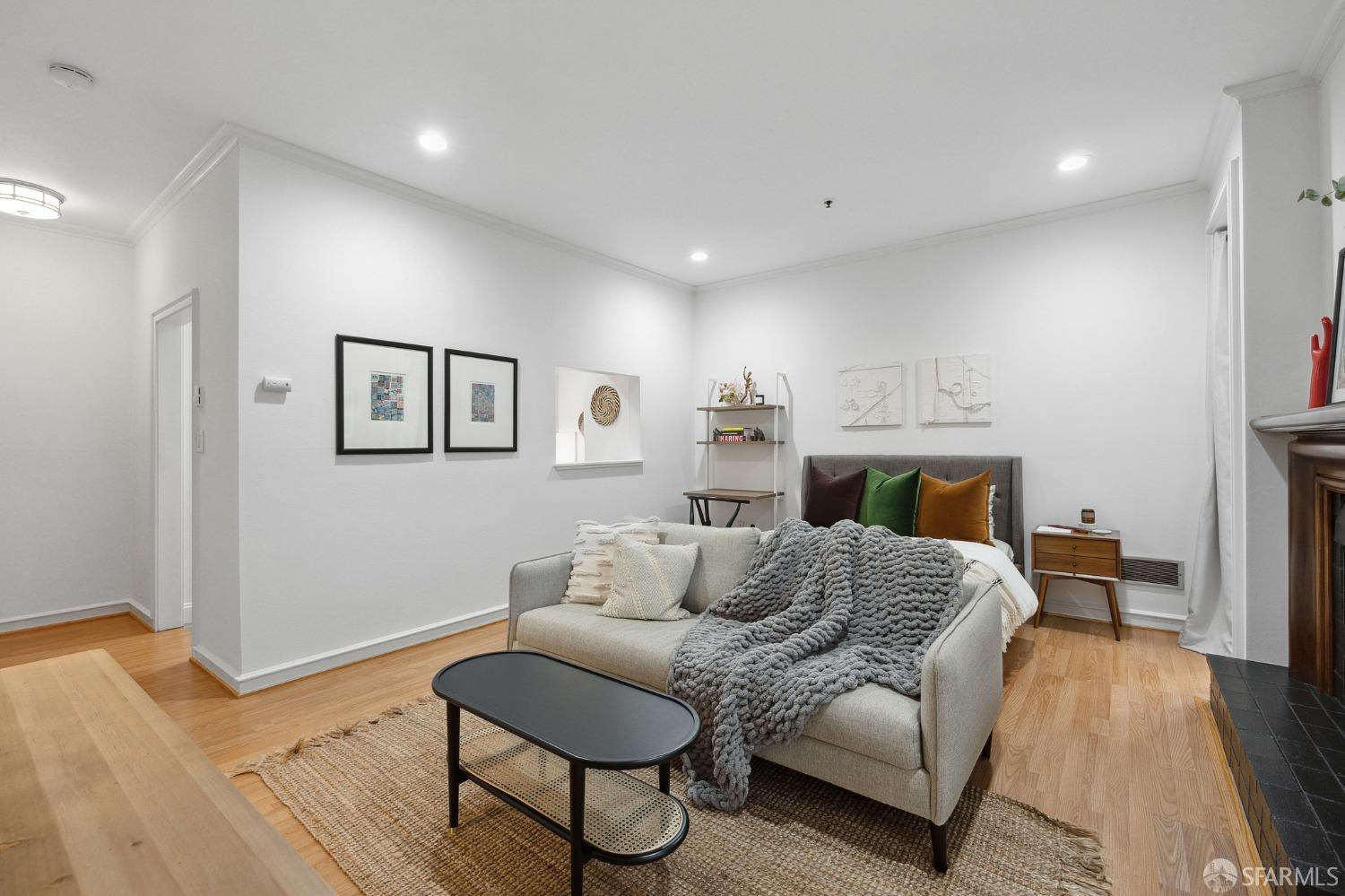 930 Pine Street Unit: 114
