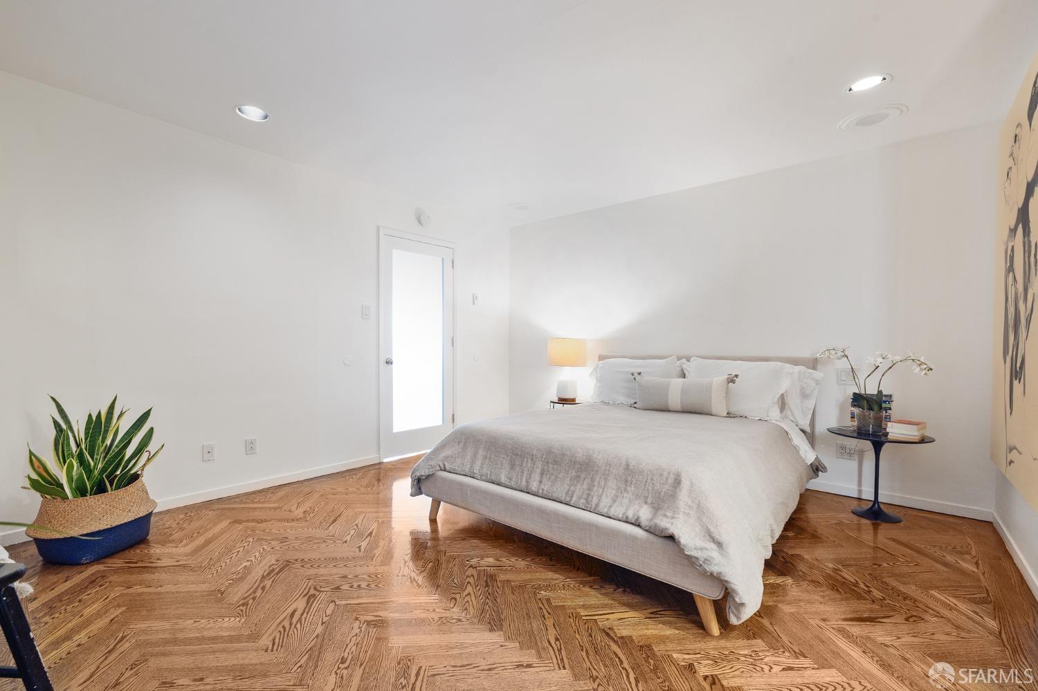1451 Montgomery Street Unit: 4