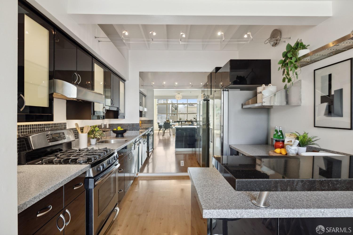 83 Lafayette Street Unit: 3